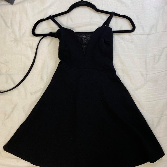 Heart Black Dress - Picture 8 of 8